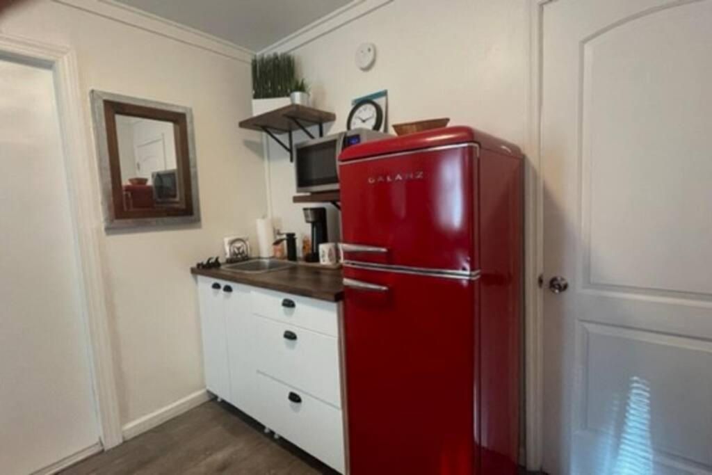 Lovely Studio Apartment With Kitchenette. Tampa Esterno foto